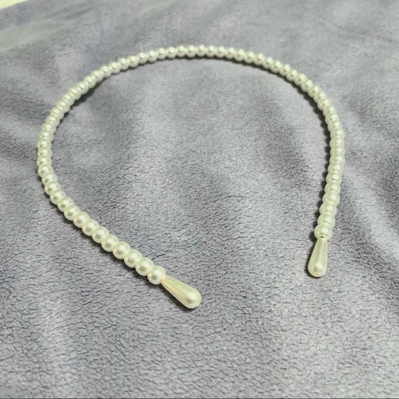 ‼️ PEARL HEADBAND - Picture 5 of 5